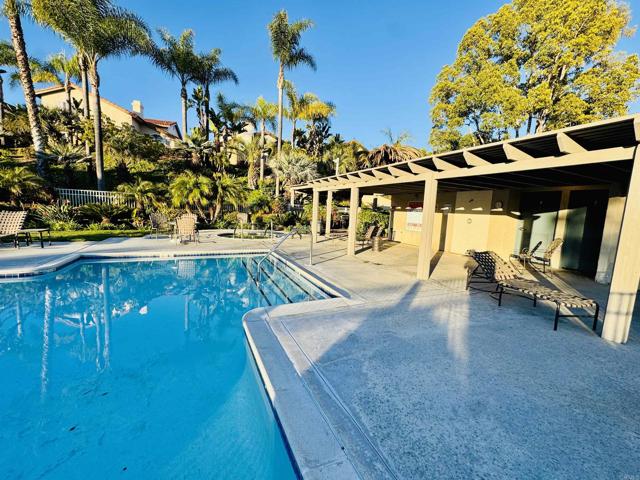 Detail Gallery Image 21 of 24 For 1984 Casablanca Ct, Vista,  CA 92081 - 3 Beds | 2/1 Baths