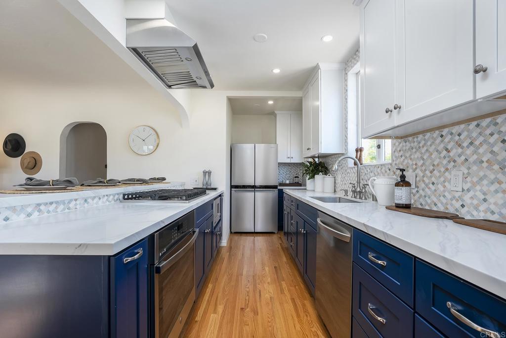 3120 Curtis - photo 18
