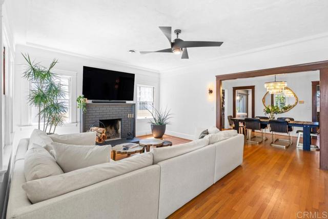 3760 Grim Avenue, San Diego CA: https://media.crmls.org/mediaz/dae5c580-a92f-4874-afe4-4fe19fce2ec5.jpg