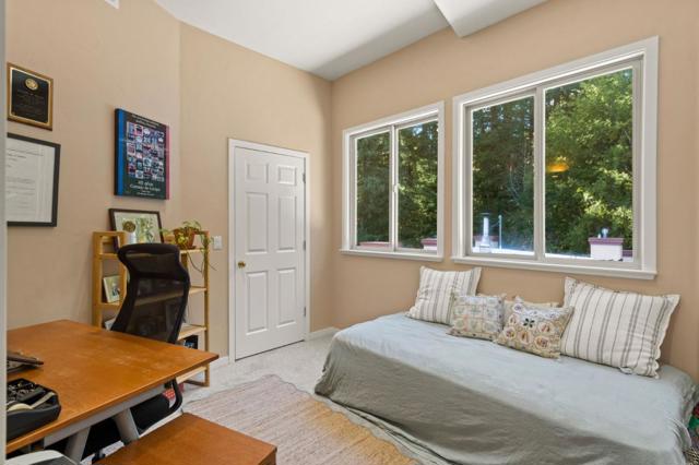 23185 Old Santa Cruz Highway, Los Gatos CA: https://media.crmls.org/mediaz/dae5e20d-c95b-42dd-a350-98dcb4842a87.jpg