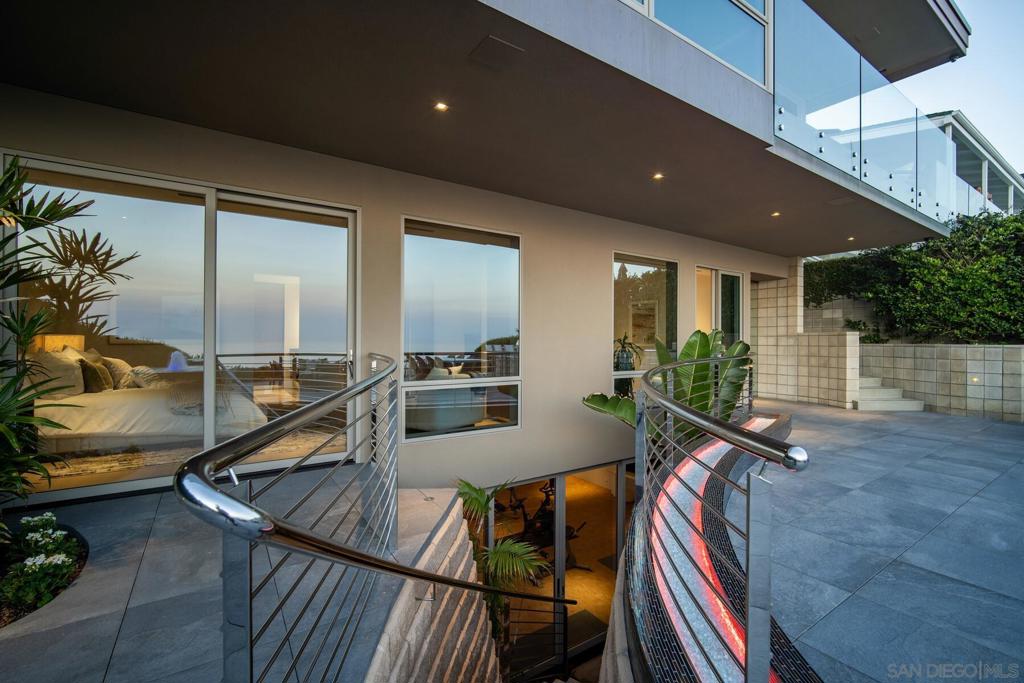 MLS #250032059SD image #68