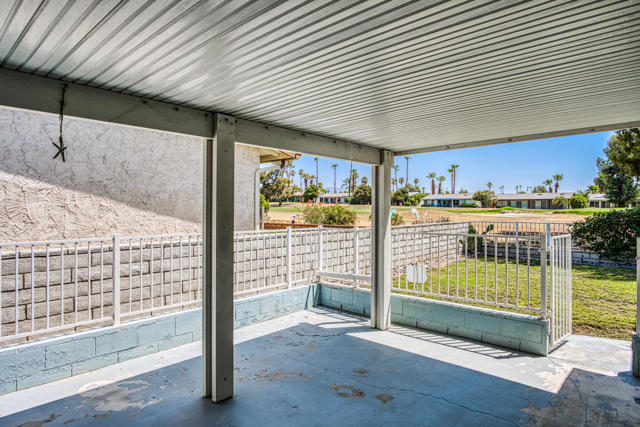 43726 Virginia Avenue, Palm Desert CA: https://media.crmls.org/mediaz/dae7323e-d6ef-4333-b52a-eb410e66deac.jpg