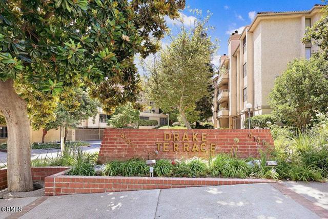 Detail Gallery Image 1 of 38 For 4141 via Marisol #310,  Los Angeles,  CA 90042 - 2 Beds | 2 Baths