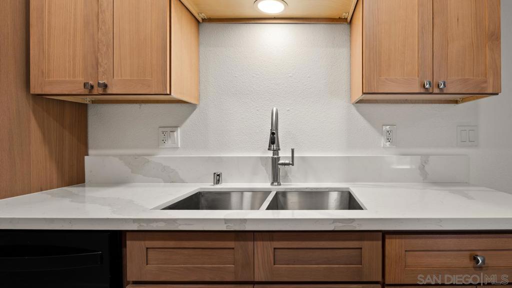 7806 Camino Tranquilo - photo 18