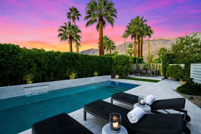1047 Hunter Drive, Palm Springs CA: https://media.crmls.org/mediaz/dae9976c-c7a8-4572-8fff-3425397389fd.jpg