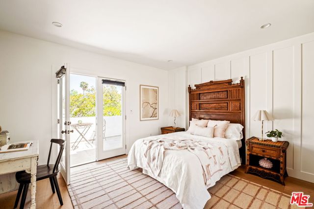 13514 Morrison Street, Sherman Oaks CA: https://media.crmls.org/mediaz/daeb6e82-1983-483c-9ff2-bfe5751fb2d5.jpg