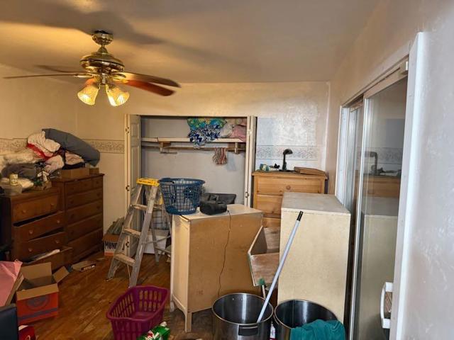 160 N Santa Rosa Street, Los Banos CA: https://media.crmls.org/mediaz/daec7a56-b78a-445a-92f4-c8c1323b75e3.jpg