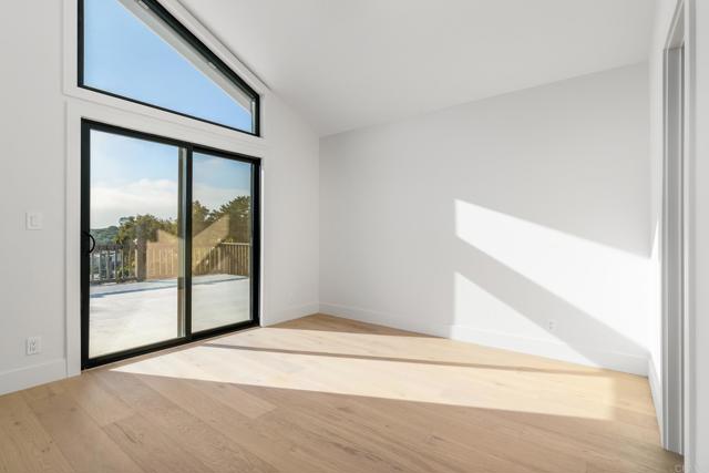 2193 Harbour Heights Rd, San Diego CA: https://media.crmls.org/mediaz/daed3b80-f040-440e-8b16-800de4e872f8.jpg