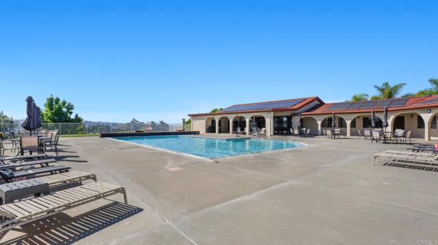 Detail Gallery Image 37 of 40 For 647 via Costa Rica, Vista,  CA 92081 - 3 Beds | 2 Baths