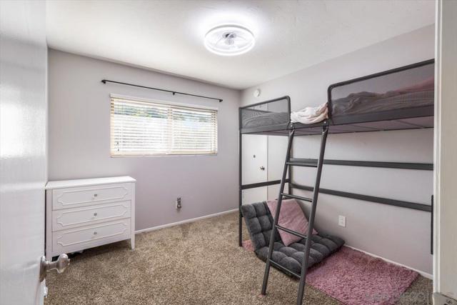 220 Eveningside Gln, Escondido CA: https://media.crmls.org/mediaz/daedfa77-4892-4eaa-b69b-60ef07ed4164.jpg