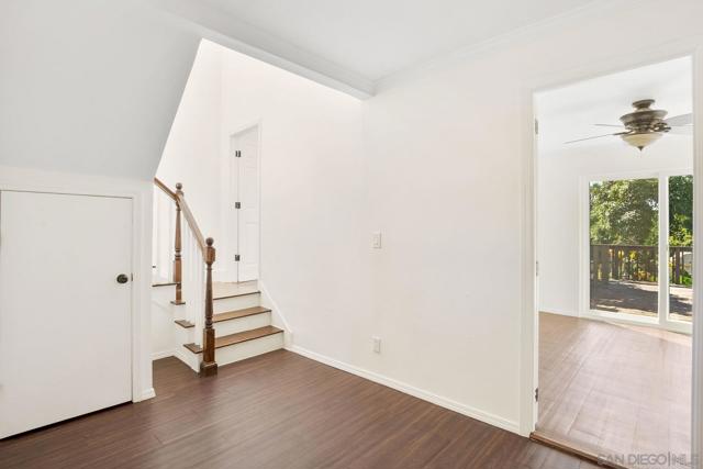 8545 Gardena Rd, Lakeside CA: https://media.crmls.org/mediaz/daee73c2-8173-457b-8e35-8c67ddea54d5.jpg