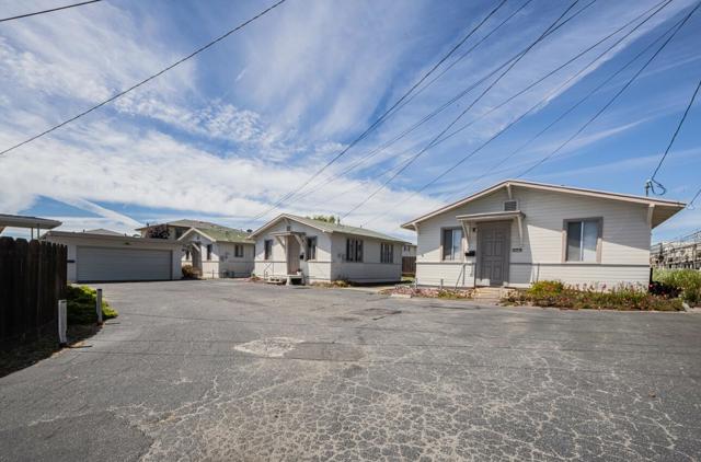 225 Carmel Avenue, Marina CA: https://media.crmls.org/mediaz/daeedc6a-a50f-4f7a-83f2-b481f1c78d6a.jpg