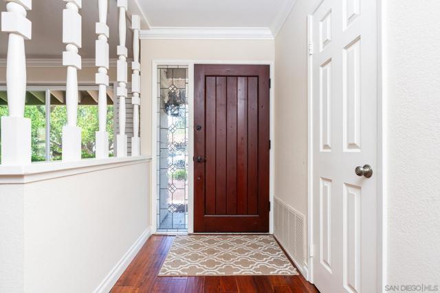 17893 Corte Emparrado, San Diego CA: https://media.crmls.org/mediaz/daefb769-e9b5-423d-a519-87ac482cbb26.jpg