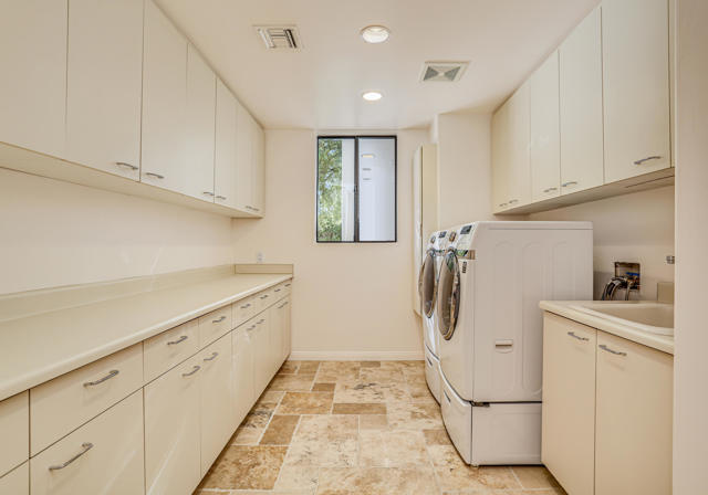 Laundry Room 1