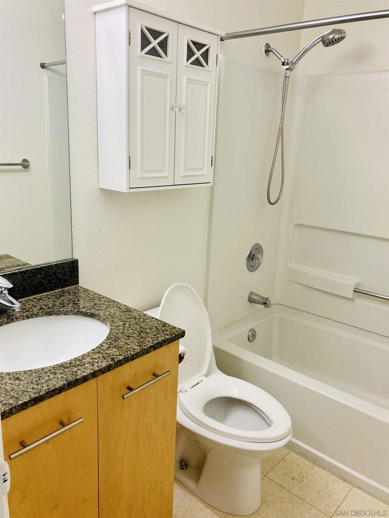 7405 Charmant Drive - photo 20