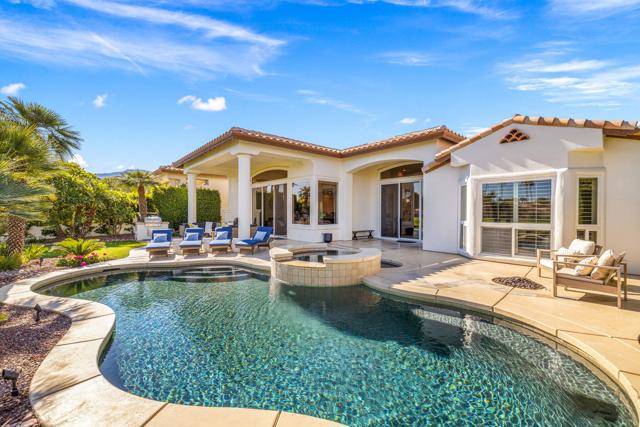 49606 Montana Way, La Quinta CA: https://media.crmls.org/mediaz/daf1547c-ad8b-4f5b-a500-7cf8c02cd87b.jpg