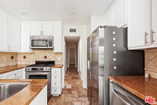 30712 Lakefront Drive photo 17