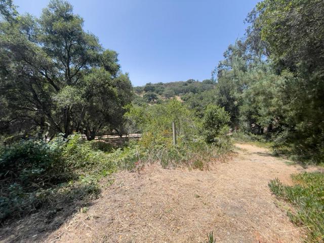 58 Desmond Road, Salinas CA: https://media.crmls.org/mediaz/daf36607-34e6-49c7-8388-b6641fb60c3b.jpg