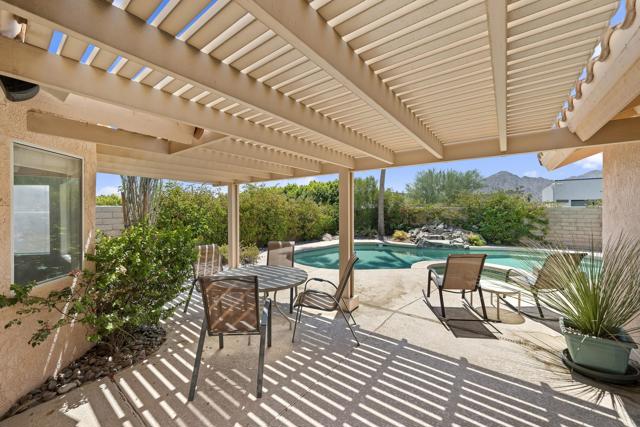 77469 Evening Star Circle, Indian Wells CA: https://media.crmls.org/mediaz/daf398b3-2389-4292-804d-118363202c8f.jpg