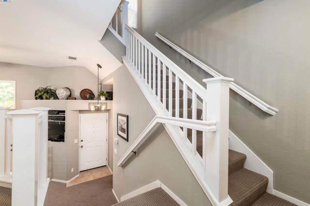 4682 Central Pkwy, Dublin CA: https://media.crmls.org/mediaz/daf39a0c-1920-43f6-8aca-b992cea201be.jpg