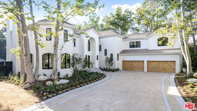 4261 Temma Court, Calabasas CA: https://media.crmls.org/mediaz/daf3cafe-3f16-41b8-882b-fc3d99024d8d.jpg