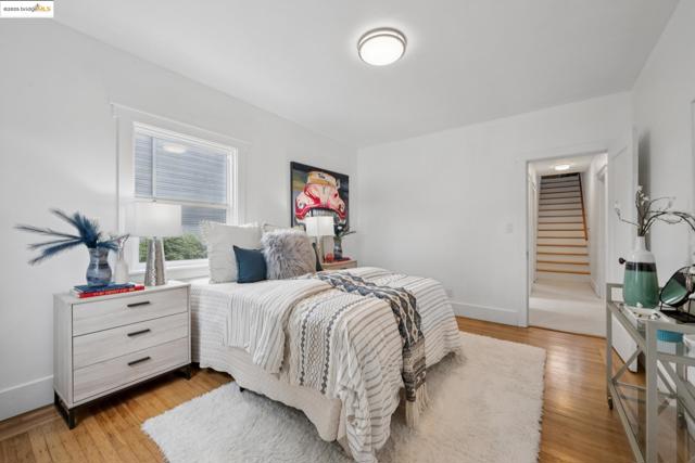 1193 64Th St, Oakland CA: https://media.crmls.org/mediaz/daf3e65d-5af0-4bbc-b6aa-c10fce21eab6.jpg