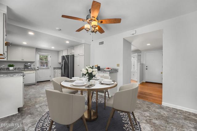 349 Longwood Court, Newbury Park CA: https://media.crmls.org/mediaz/daf43412-9bbe-4c3c-bdda-c6c3e4263180.jpg
