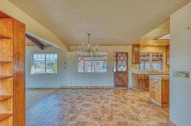1051 San Miguel Cyn Road, Royal Oaks CA: https://media.crmls.org/mediaz/daf4f138-ad76-4125-a693-e645e5ac57d9.jpg