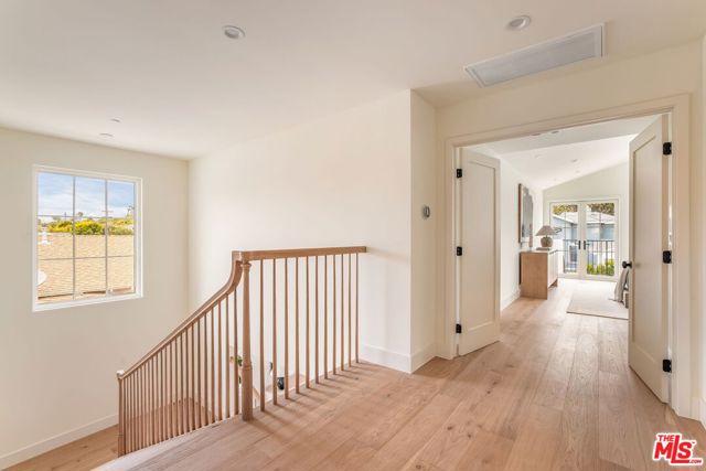 2455 23rd Street, Santa Monica CA: https://media.crmls.org/mediaz/daf4fa7e-71f7-488b-b025-d1594ef51216.jpg