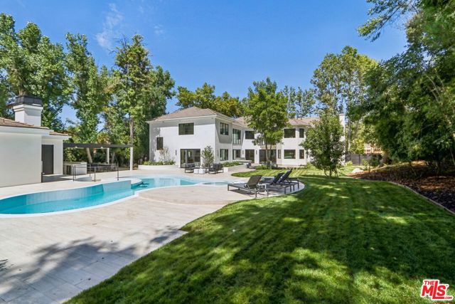 4261 Temma Court, Calabasas CA: https://media.crmls.org/mediaz/daf656dd-3527-45a0-93c9-f969de920dc3.jpg