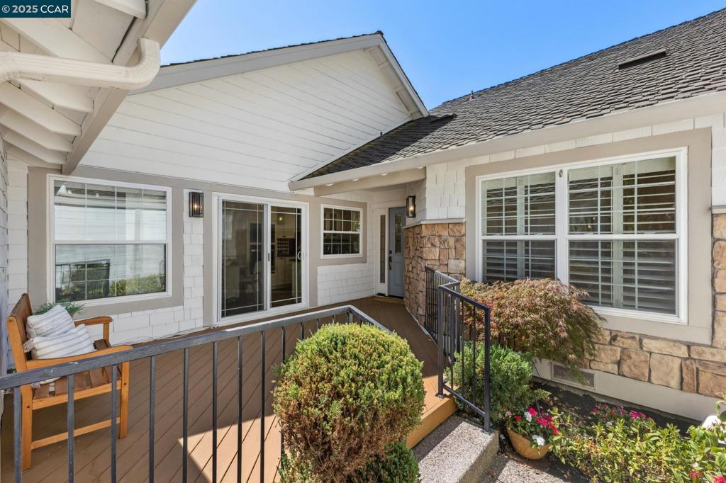 523 Silver Lake Dr