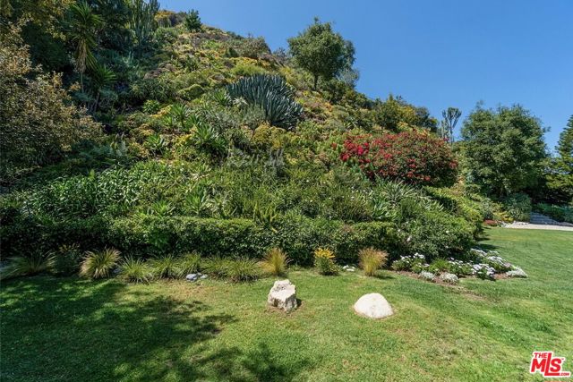 Drew Fenton | 1726 Stone Canyon Road Los Angeles CA | MLS: 7220802