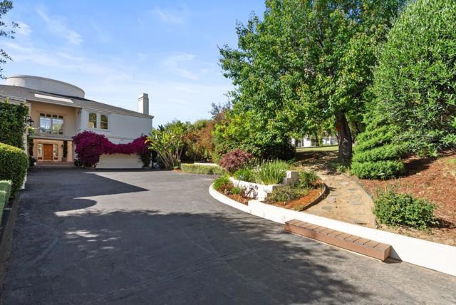 2589 Greenrock Road, Milpitas CA: https://media.crmls.org/mediaz/daf88fd7-078e-4c1d-a2fc-ec31251a2512.jpg