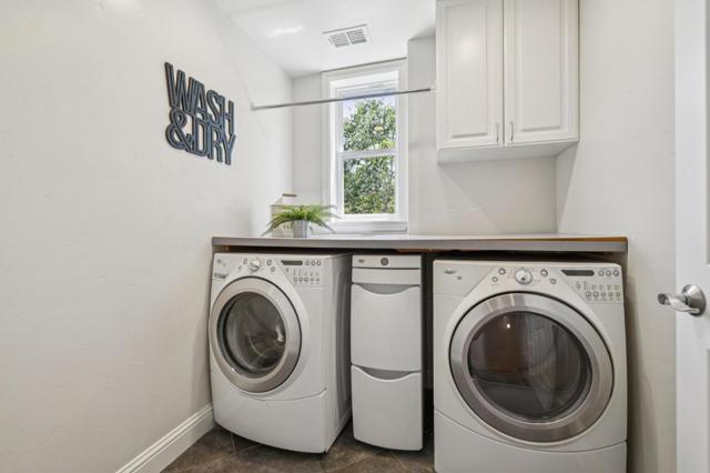 23583 Summit Road, Los Gatos CA: https://media.crmls.org/mediaz/daf898b5-6a44-4f96-a4d5-8a6e8f5c9180.jpg