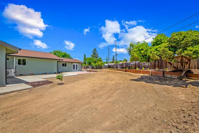 2733 Suisun Avenue, San Jose CA: https://media.crmls.org/mediaz/daf9a432-375c-4358-97b4-0ac696cef341.jpg