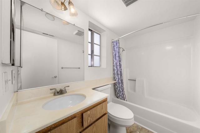 Detail Gallery Image 14 of 22 For 765 Eastshore #201,  Chula Vista,  CA 91913 - 2 Beds | 2 Baths