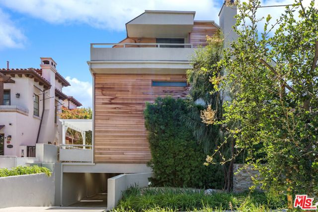 1044 10TH Street, 6 photo 1