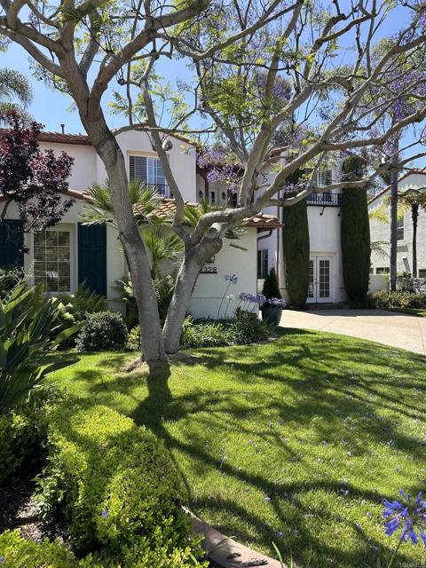 Detail Gallery Image 2 of 11 For 1328 Bulrush Ct, Carlsbad,  CA 92011 - 4 Beds | 2/1 Baths