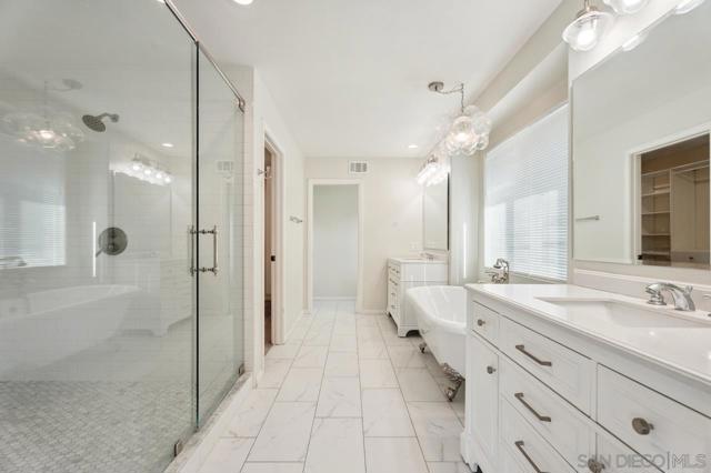 4954 Caminito Vista Lujo, San Diego CA: https://media.crmls.org/mediaz/dafd6951-c177-4b1a-a539-f9ef583368d6.jpg