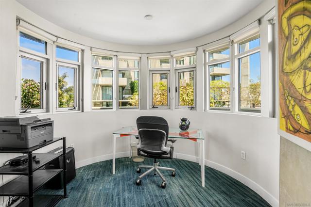 3740 Park Blvd, San Diego CA: https://media.crmls.org/mediaz/dafdf19a-1d79-4033-b502-ed4c39dfee8b.jpg