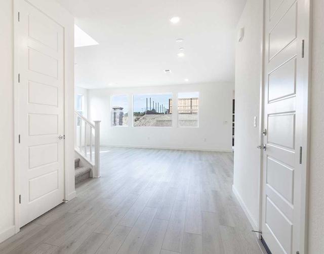 312 W Pasqua Court, Mountain House CA: https://media.crmls.org/mediaz/dafdf460-7d26-401a-97c1-b30c3d18d17e.jpg