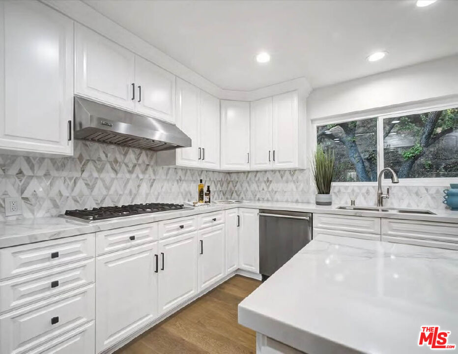 MLS #26835339 image #14