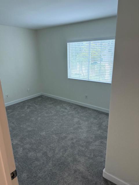 Image 5 of 6 For 588 Summerholly Dr