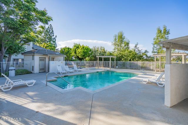 1165 Fitzgerald Road, Simi Valley CA: https://media.crmls.org/mediaz/dafea93e-427e-4488-b21f-713fcfc24840.jpg