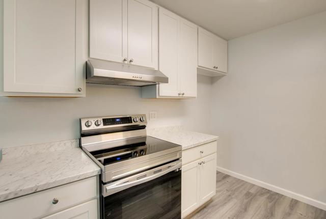 1261 Highland Drive, Hollister CA: https://media.crmls.org/mediaz/daff0796-802a-4212-b612-3d2940089de6.jpg