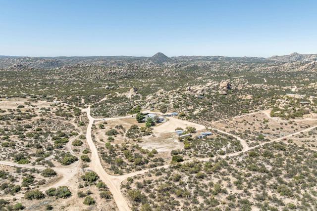 1525 Tea Rose Lane, Jacumba CA: https://media.crmls.org/mediaz/db00d798-df79-4ca7-a7aa-22070e975f5a.jpg