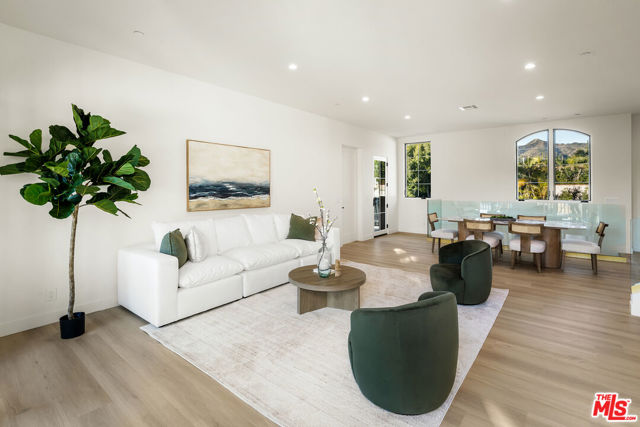 1203 N Vista Street, West Hollywood CA: https://media.crmls.org/mediaz/db01ad9b-2036-4810-b6b9-da56180bf82e.jpg