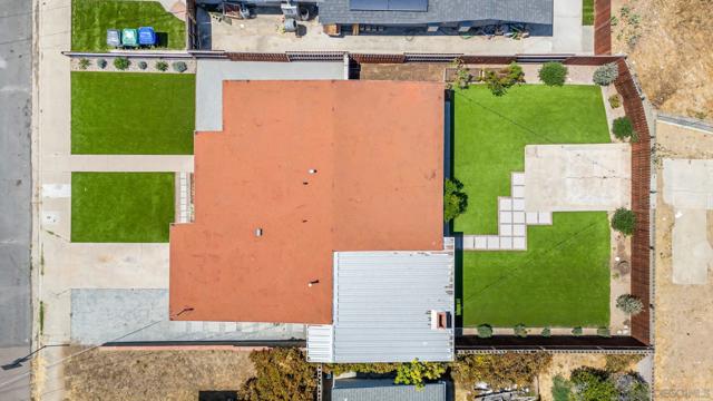 6248 Thorn Street, San Diego CA: https://media.crmls.org/mediaz/db032380-9840-450a-849f-053e44660d0c.jpg