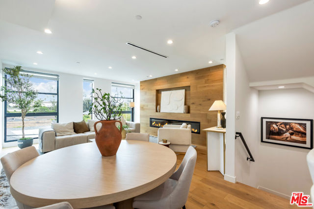 11337 Pearl Street, Los Angeles CA: https://media.crmls.org/mediaz/db043233-d9fd-4aec-8d25-2b4351a4e45a.jpg