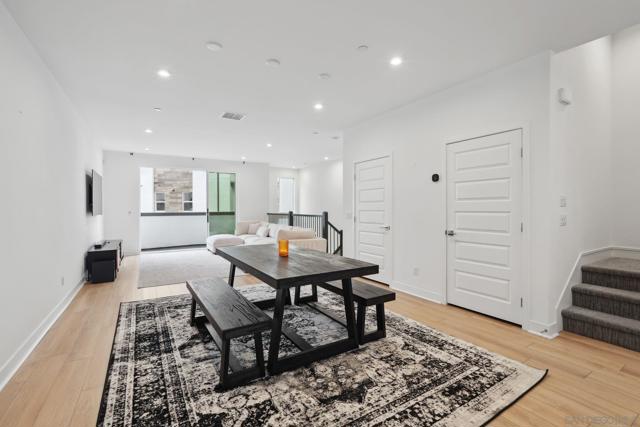 2942 Franklin, San Diego CA: https://media.crmls.org/mediaz/db047e54-ab4c-46f9-92bb-c6819a569389.jpg